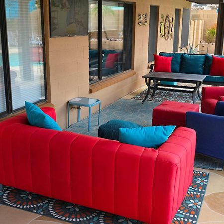 Cozy Home With Pool, Fire Table, Bbq, Rv Parking ميسا، أريزونا المظهر الخارجي الصورة